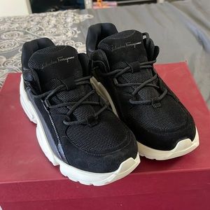 NEW Savlatore Ferragamo Skylar Sneakers